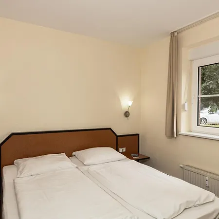 Apartament Fuer Drei 48 Stedar